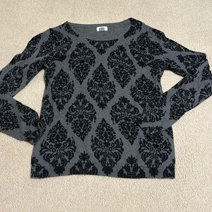 Lightweight sweater and so cute